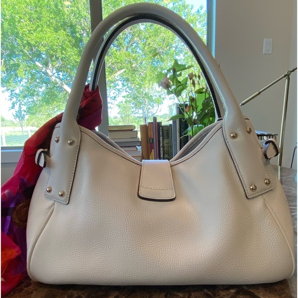 BEAUTIFUL DOONEY TOTE & SILK SCARF! - Picture 3 of 11